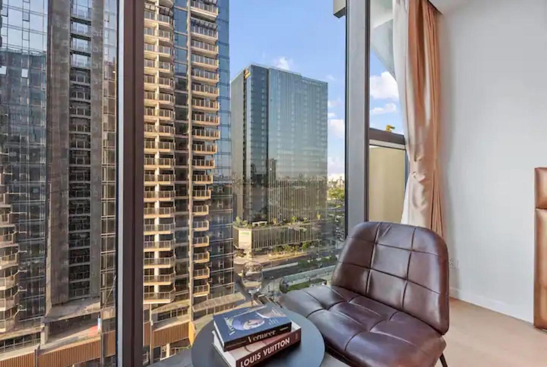 The Opera Apartment Cental Saigon Free Pool-Gym-Sauna Room- Golf Mini ホーチミン市 エクステリア 写真
