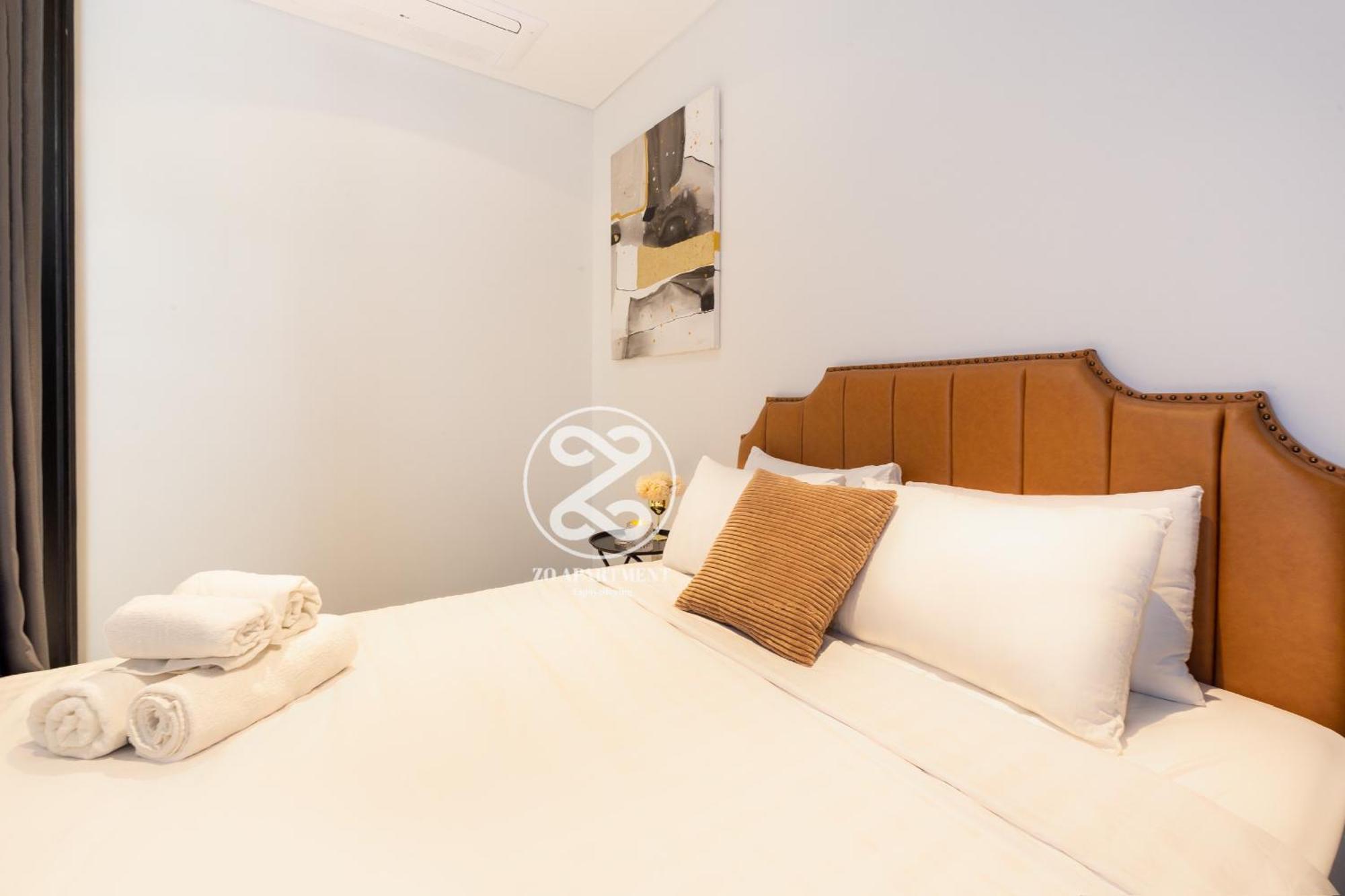 The Opera Apartment Cental Saigon Free Pool-Gym-Sauna Room- Golf Mini ホーチミン市 エクステリア 写真