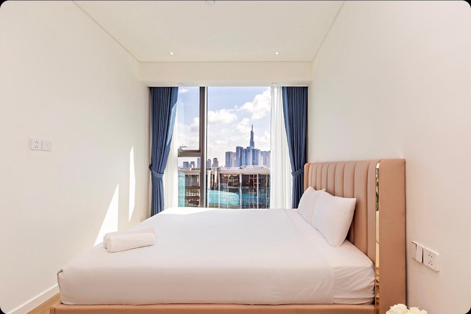 The Opera Apartment Cental Saigon Free Pool-Gym-Sauna Room- Golf Mini ホーチミン市 エクステリア 写真