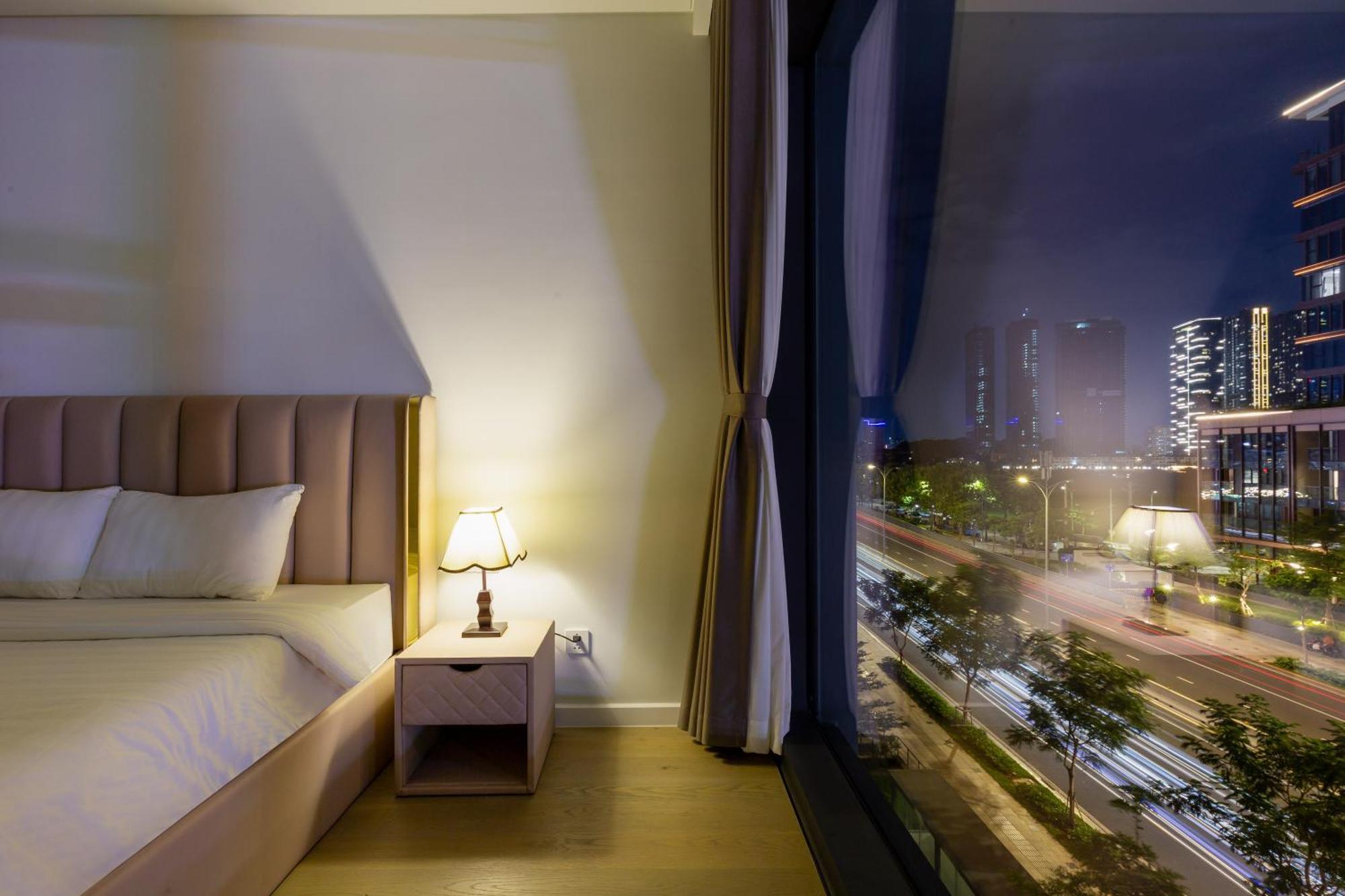 The Opera Apartment Cental Saigon Free Pool-Gym-Sauna Room- Golf Mini ホーチミン市 エクステリア 写真