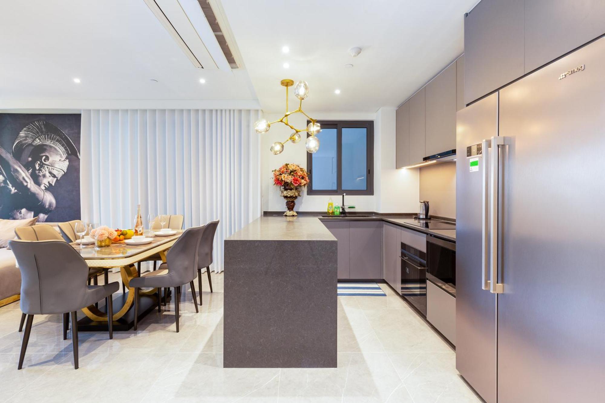 The Opera Apartment Cental Saigon Free Pool-Gym-Sauna Room- Golf Mini ホーチミン市 エクステリア 写真