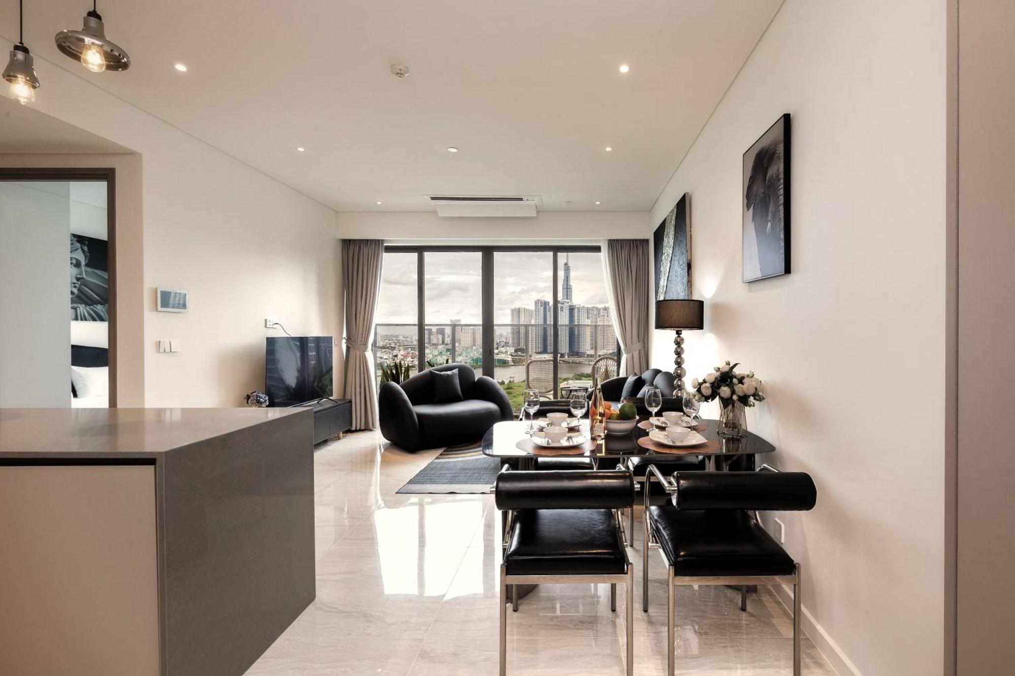 The Opera Apartment Cental Saigon Free Pool-Gym-Sauna Room- Golf Mini ホーチミン市 エクステリア 写真